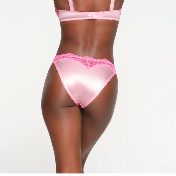 NWT 3 pc SKIMS x Lana Del Rey LDR Valentines Set SMALL - Picture 5 of 15